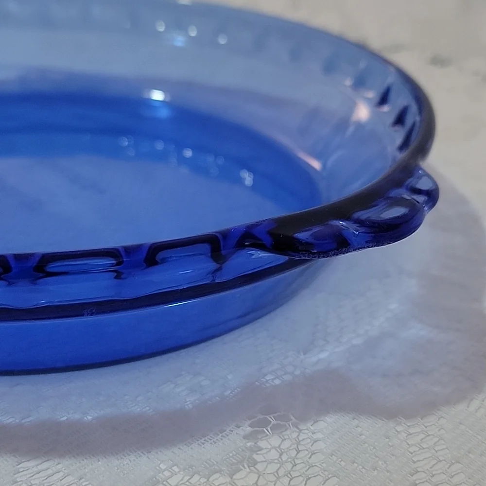Vintage PYREX Cobalt Blue #229 9½